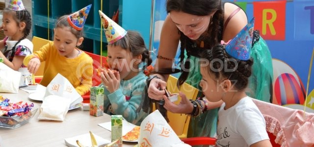 Food Time Kids, сеть повседневных кафе - Степногорск